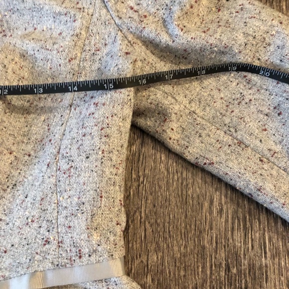 Gorgeous Suit from The Limited with an XS Blazer and Size 6 Pants - Picture 11 of 13